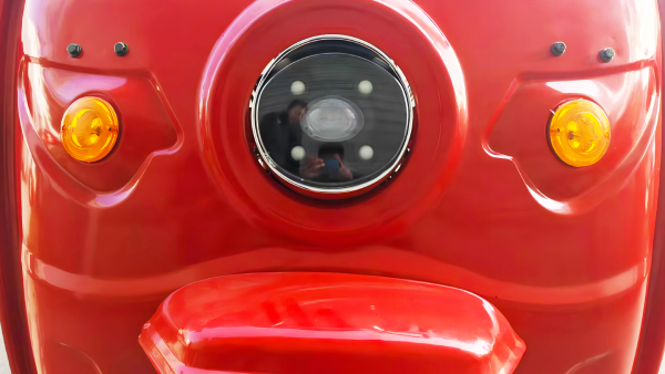 Enclosed Cab Electric Cargo Tricycle Enclosed Cab Electric Cargo Tricycle